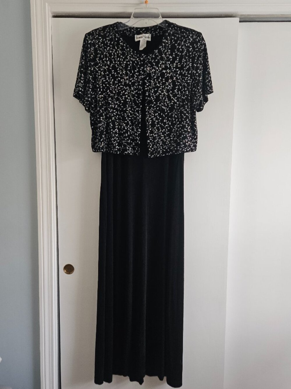 Ronni Nicole Black & White 2 Piece Pop-Over Easy Care Knit 16 Maxi Dress - Picture 2 of 12